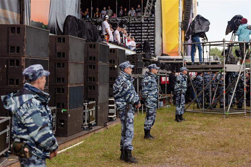 Росгвардия выполнила задачи по охране правопорядка во время рок-фестиваля «Нашествие-2019» (фото)