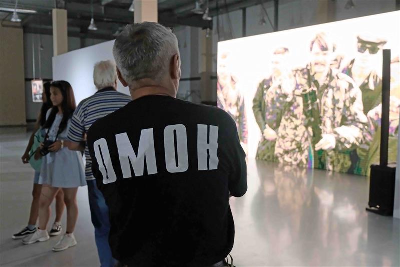 В Якутии в историческом парке «Россия-Моя История» открылась фотовыставка, посвященная Герою России Александру Рыжикову