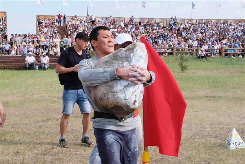 Многоборец из якутского ОМОН стал бронзовым призером турнира по национальному многоборью «Игры Дыгына-2019» (фото)