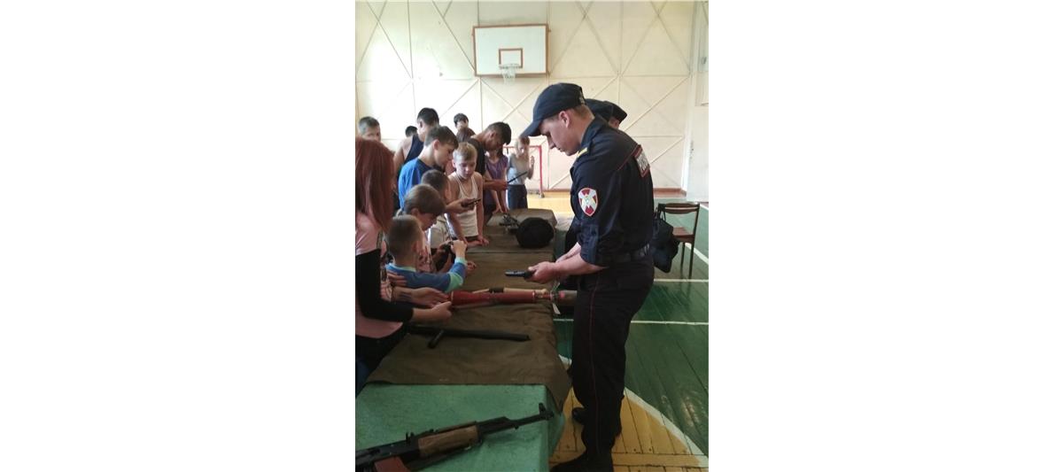Росгвардейцы  совместно с ветеранами провели акцию «Прокачай лето» в Шушенском детском доме 