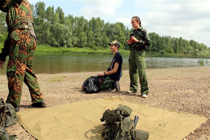В рамках акции Росгвардии оренбургские блогеры попробовали себя в роли военных корреспондентов (фото)