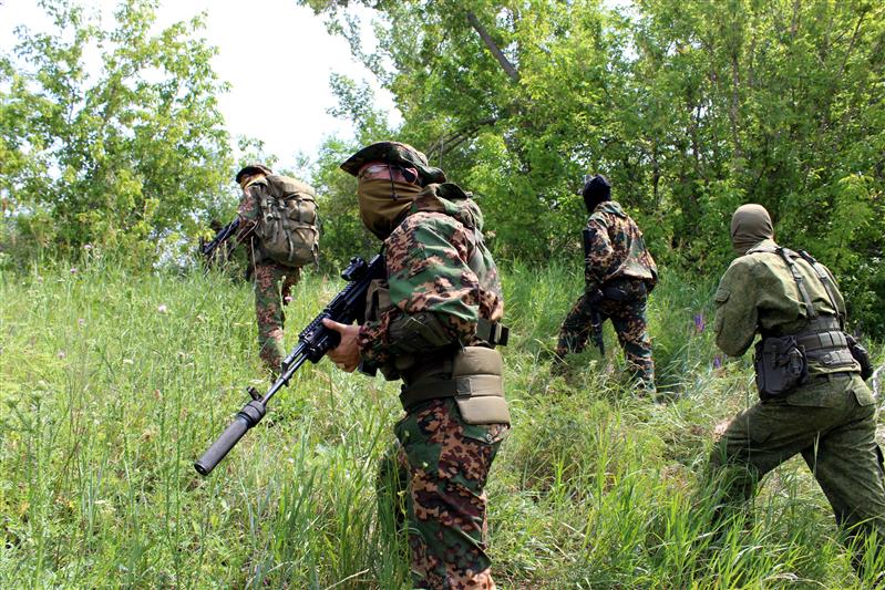 В рамках акции Росгвардии оренбургские блогеры попробовали себя в роли военных корреспондентов (фото)