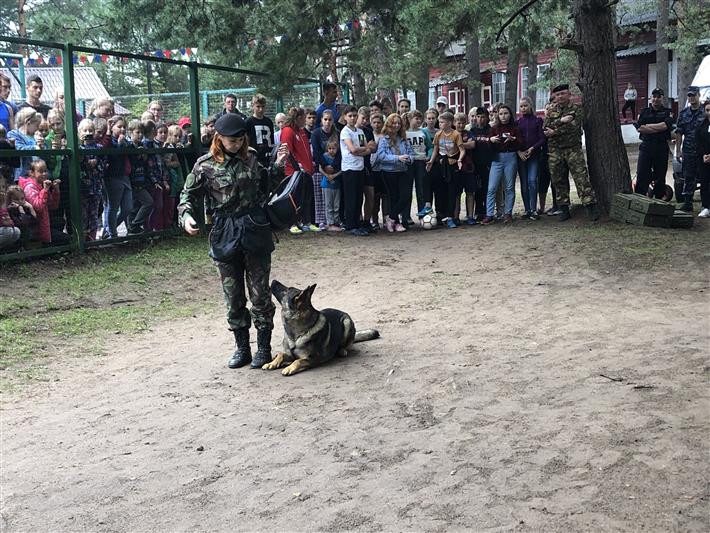 Сотрудники Росгвардии провели спортивное мероприятие в детском оздоровительном лагере в Тверской области