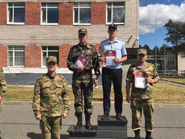 В Ленобласти прошли чемпионаты Северо-Западного округа Росгвардии по служебному биатлону и легкоатлетическому кроссу