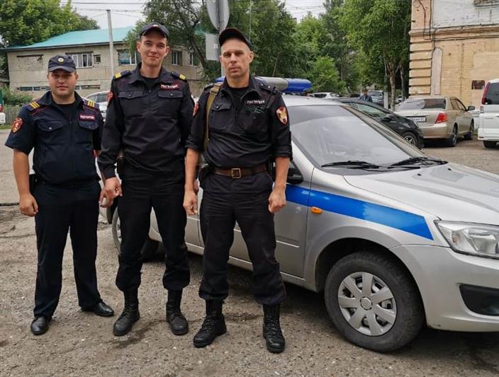 В Уссурийске сотрудники вневедомственной охраны задержали подозреваемых в разбойном нападении