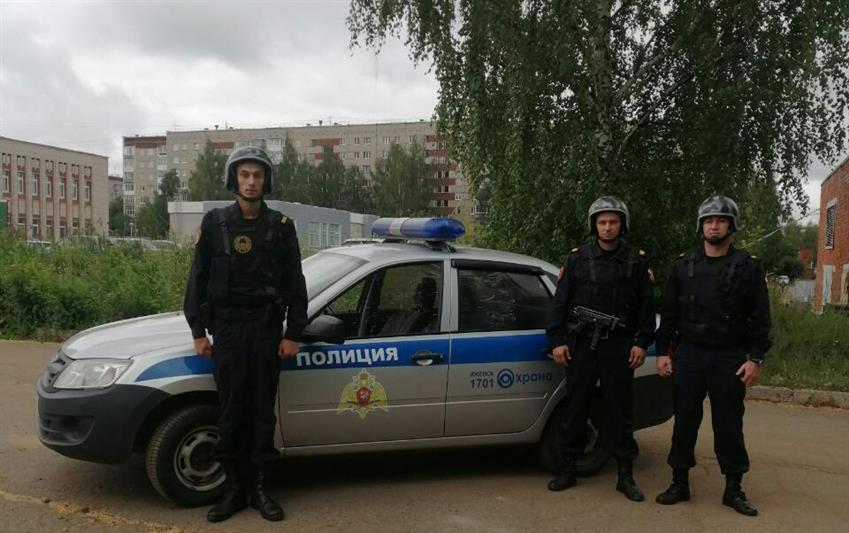 При участии росгвардейца на пожаре в Ижевске спасена 9-летняя девочка