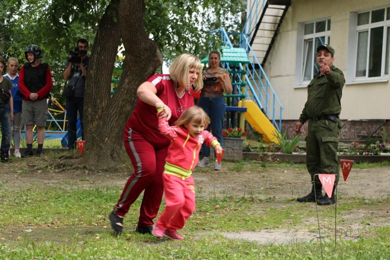 В Екатеринбурге проведены мероприятия всероссийской акции «Каникулы с Росгвардией» (фото, видео)