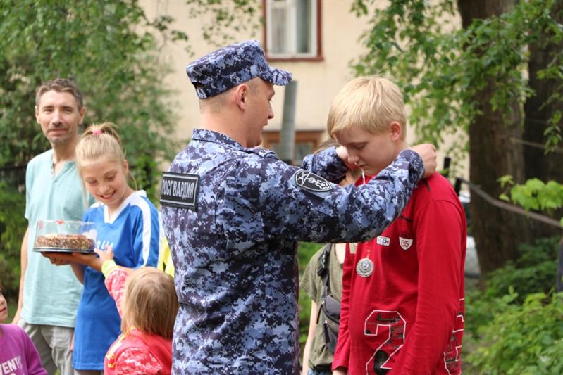 В Екатеринбурге проведены мероприятия всероссийской акции «Каникулы с Росгвардией» (фото, видео)