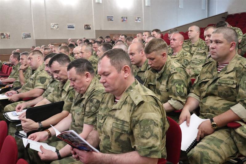 Завершился учебно-методический сбор должностных лиц Росгвардии, отвечающих за организацию охраны важных государственных объектов и специальных грузов