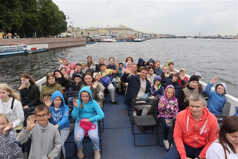 В Северо-Западном округе продолжается акция «Каникулы с Росгвардией»