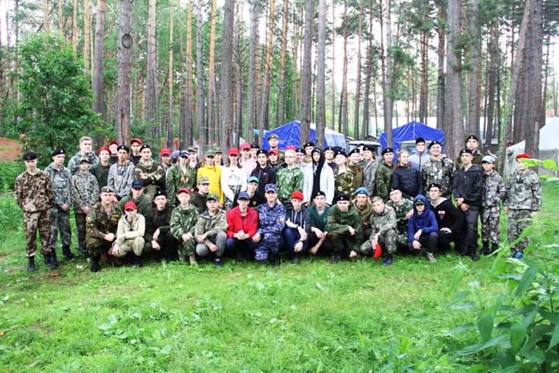 Сотрудники тюменского СОБР «прокачали»  лето для юных воспитанников центра «Алый парус»