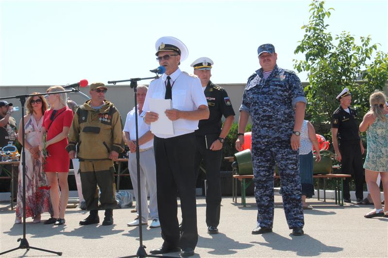 В День окончания героической обороны Севастополя росгвардейцы почтили память павших защитников города (фото, видео)