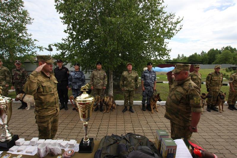 В  Хабаровске состоялся чемпионат Восточного округа Росгвардии по многоборью кинологов 