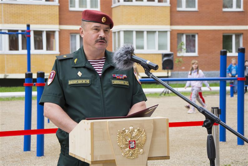 В жилом комплексе Росгвардии в Балашихе открыта новая площадка для занятий воркаутом (фото)