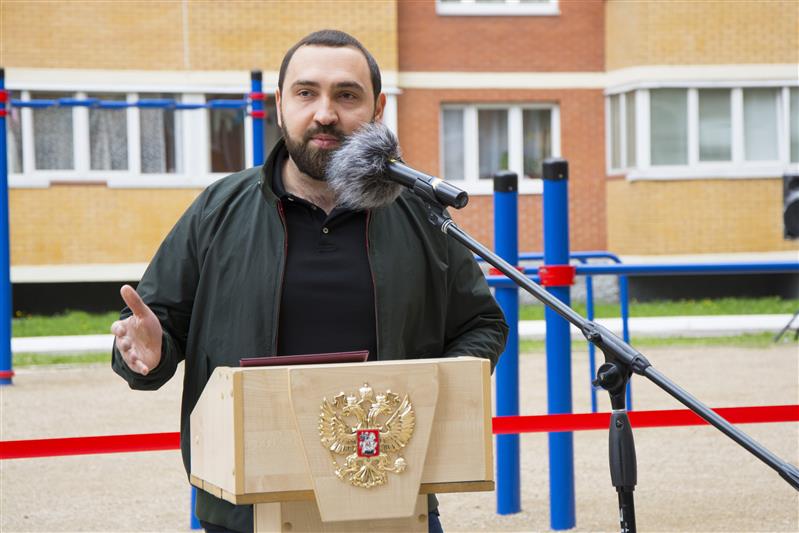В жилом комплексе Росгвардии в Балашихе открыта новая площадка для занятий воркаутом (фото)