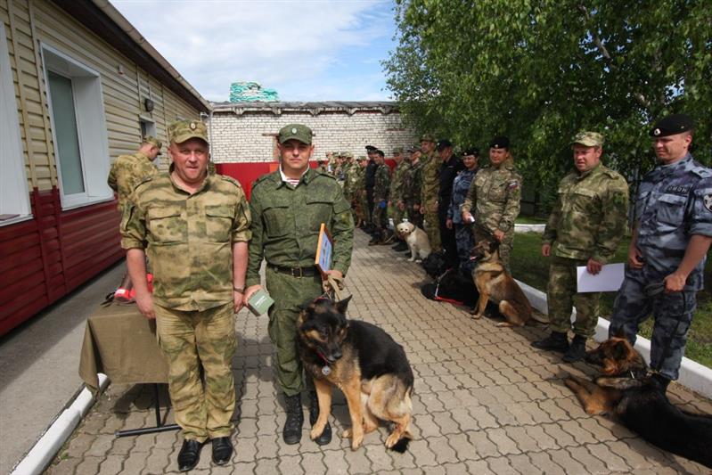 В  Хабаровске состоялся чемпионат Восточного округа Росгвардии по многоборью кинологов 