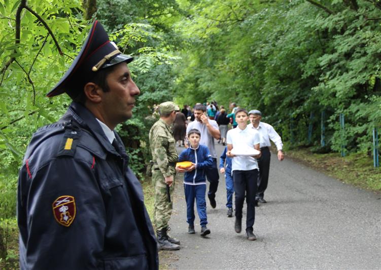 Североосетинские росгвардейцы обеспечили правопорядок во время празднования  «Дня Хетага» 