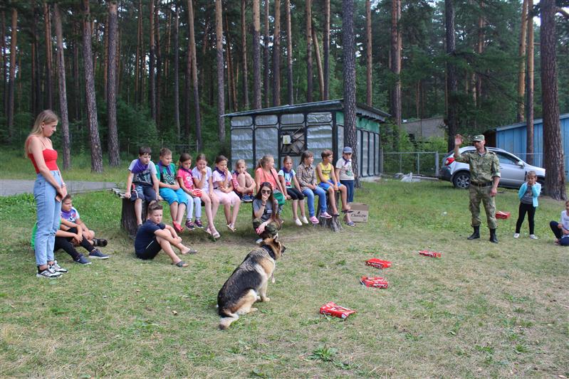 На Урале продолжается акция «Каникулы с Росгвардией»