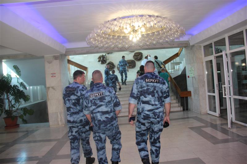 Представитель крымского управления Росгвардии поздравил членов «Боевого братства» с пятилетним юбилеем регионального отделения организации