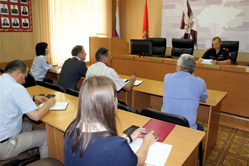 В Оренбурге состоялось первое заседание комиссии по повышению качества охранных услуг при координационном совете территориального управления Росгвардии