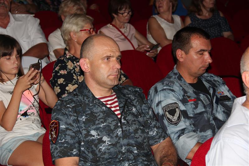 Представитель крымского управления Росгвардии поздравил членов «Боевого братства» с пятилетним юбилеем регионального отделения организации