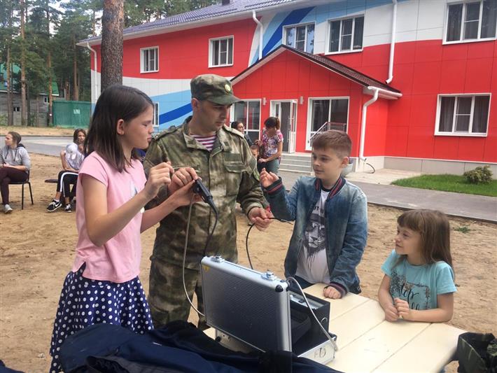 Детский лагерь «Сатурн» в Рязанской области посетили бойцы ОМОН