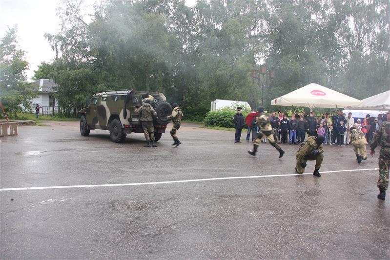 Сотрудники череповецкого ОМОН стали гостями VII Межрегионального фестиваля «Провинциальный уикенд»