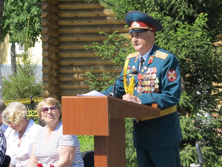 В северском соединении Росгвардии прошло торжественное мероприятие, посвященное открытию Аллеи Славы