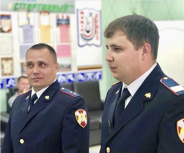 Временно исполняющий обязанности губернатора Забайкальского края наградил росгвардейцев, спасших четверых человек из пожара в г. Борзя