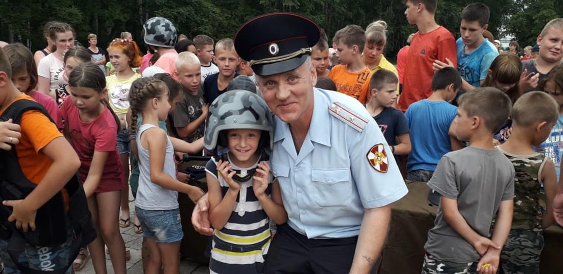Мероприятия в рамках акции «Каникулы с Росгвардией» проходят в Амурской области