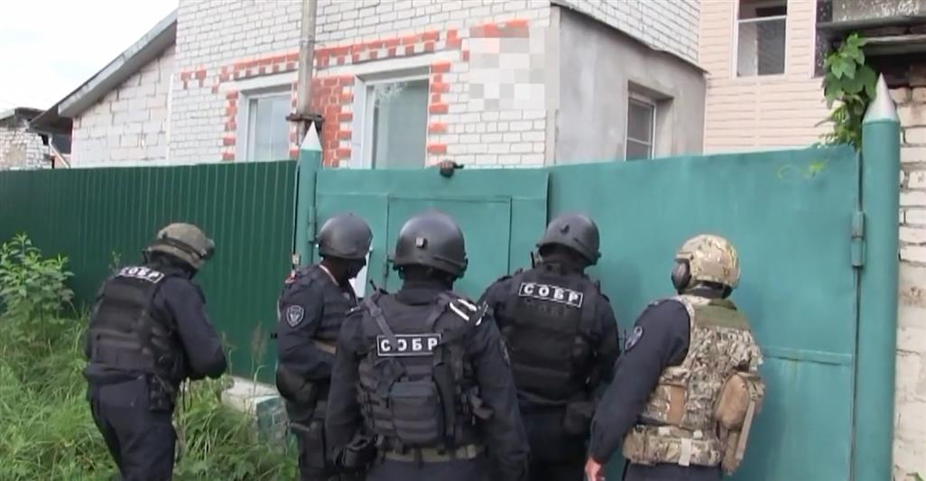 В Нижнем Новгороде при силовой поддержке СОБР Управления Росгвардии по Нижегородской области пресечена деятельность экстремистской организации