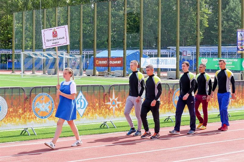 Росгвардейцы Центрального округа принимают участие в соревнованиях по пожарно-спасательному спорту