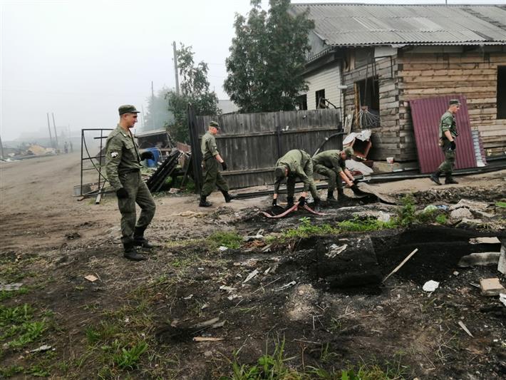 Росгвардия  обеспечивает охрану передвижных банковских  мобильных пунктов  в городе Тулун Иркутской области