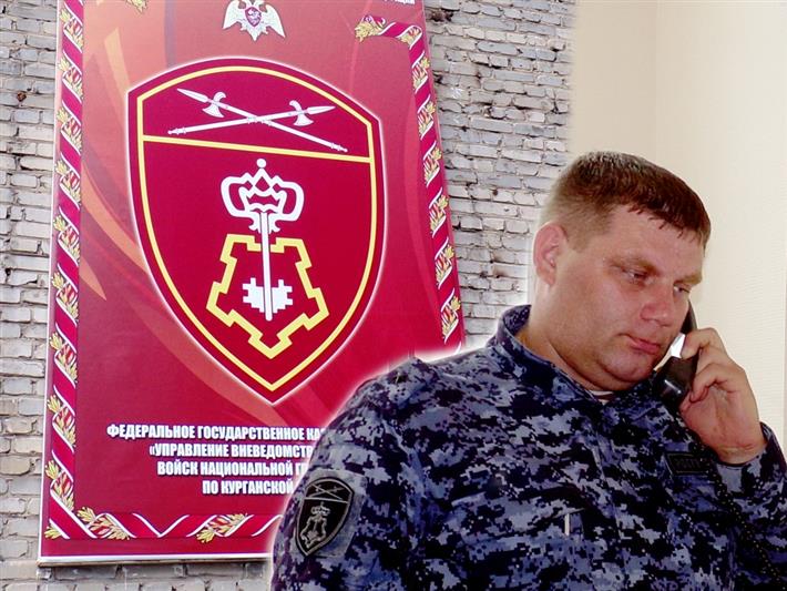 Начальник зауральского управления вневедомственной охраны ответил на вопросы граждан в ходе телефонной прямой линии