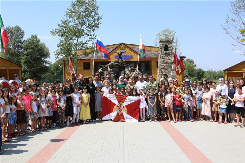  Акция «День спорта с Росгвардией» состоялась в детском оздоровительном лагере «Горный ключ» (фото, видео)