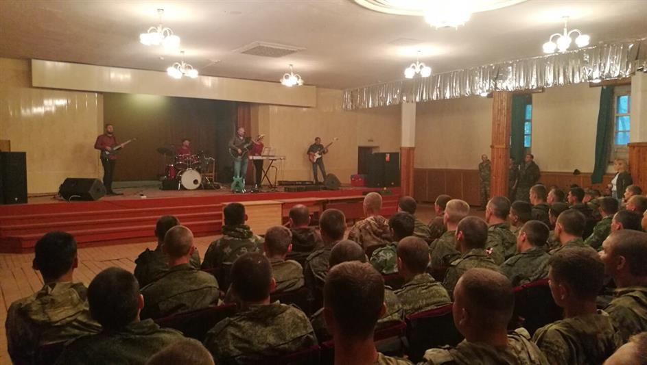 Военнослужащие Росгвардии восстановили детский лагерь, пострадавший от паводка в Иркутской области