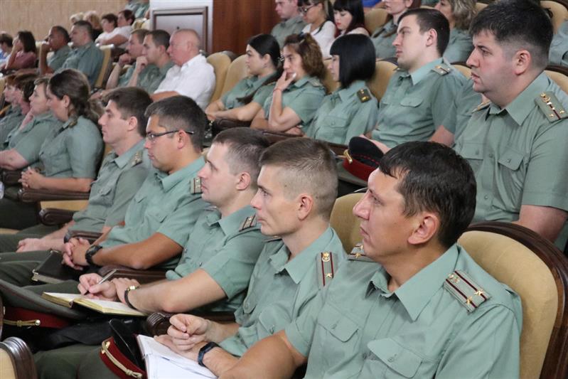 Заместитель директора Росгвардии генерал-лейтенант Юрий Бабкин провел выездное межведомственное оперативное совещание по вопросам медицинского обеспечения (видео)