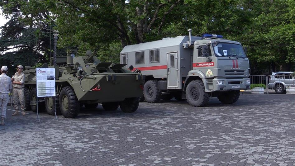 Росгвардейцы Крыма приняли участие в Международном военно-техническом форуме «Армия-2019» (фото)