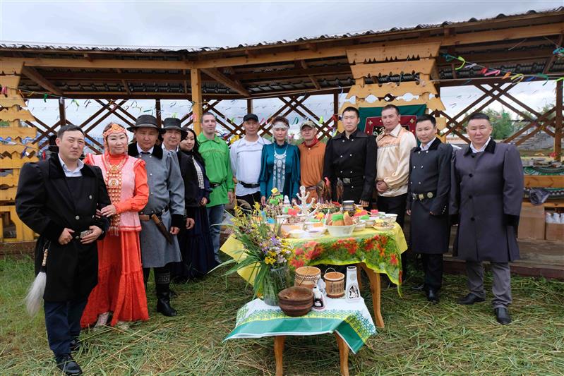 Якутские росгвардейцы приняли участие в торжествах, посвященных национальному празднику «Ысыах»