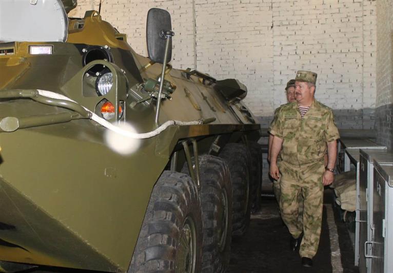 Заместитель командующего Сибирским округом Росгвардии проверил состояние техники и вооружения подразделений ведомства, расположенных в Томской области 