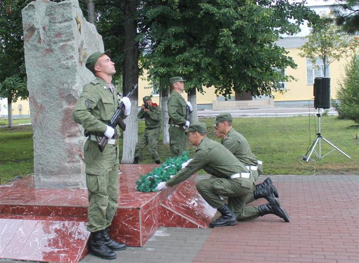 В северском соединении Росгвардии прошел митинг, посвященный памяти военнослужащих, погибших при исполнении воинского долга 