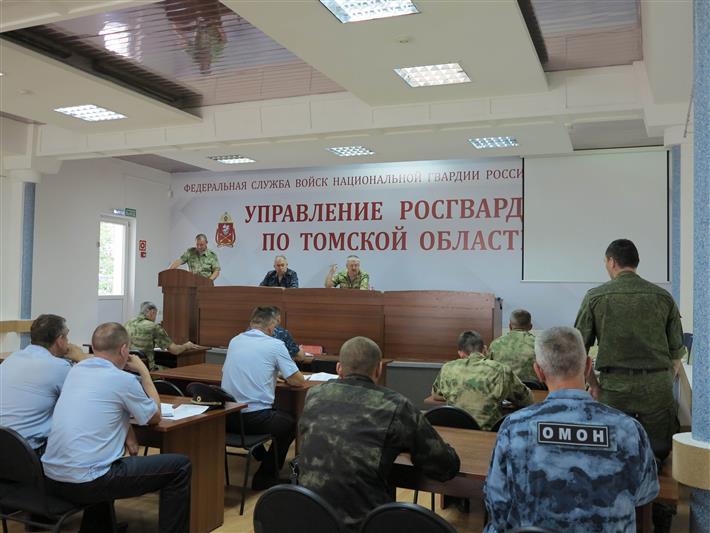Заместитель командующего Сибирским округом Росгвардии проверил состояние техники и вооружения подразделений ведомства, расположенных в Томской области 