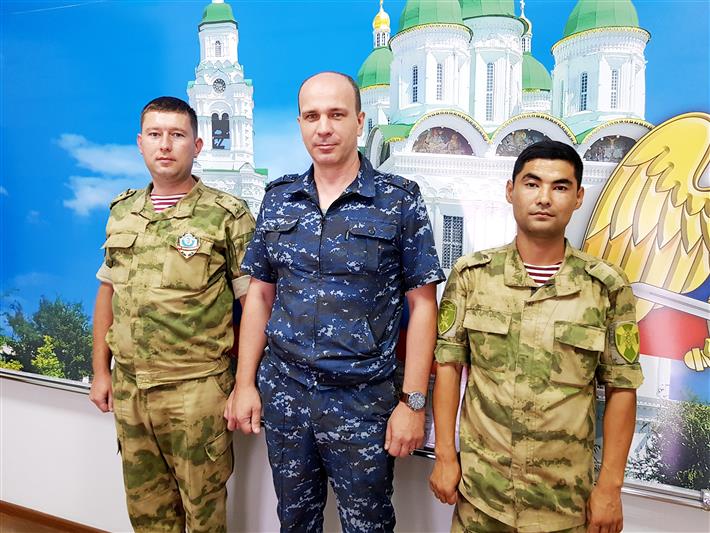 Астраханские росгвардейцы спасли жизнь пенсионерке