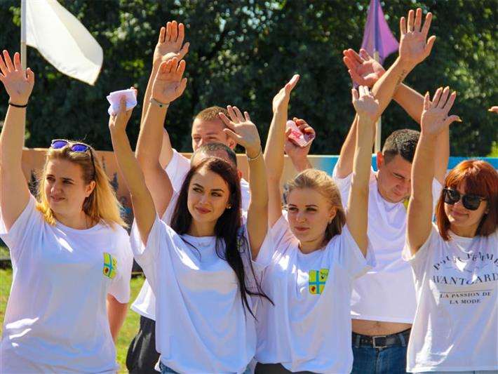Представители ставропольского управления Росгвардии приняли участие в молодежном форуме «Левокумье против терроризма!» (фото)