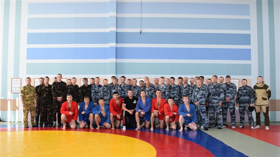 Мастер-классы нижегородских самбистов прошли в спецподразделении Управления Росгвардии по Нижегородской области