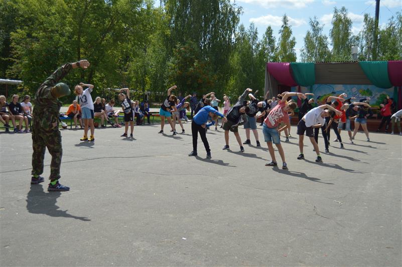 Акция «Каникулы с Росгвардией» продолжается в Белгородской и Орловской областях (видео)