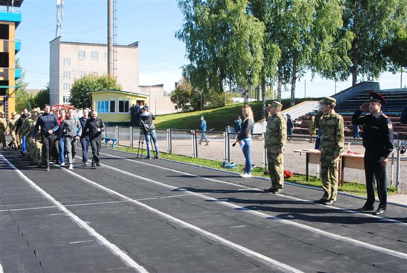 В Кирове открылся конкурс по пожарно-прикладному мастерству среди росгвардейцев Приволжского округа (фото, видео)