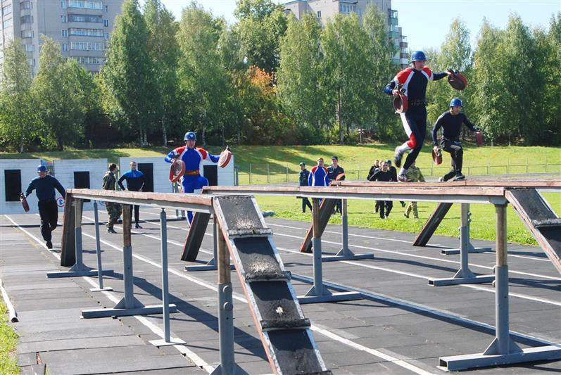 В Кирове открылся конкурс по пожарно-прикладному мастерству среди росгвардейцев Приволжского округа (фото, видео)