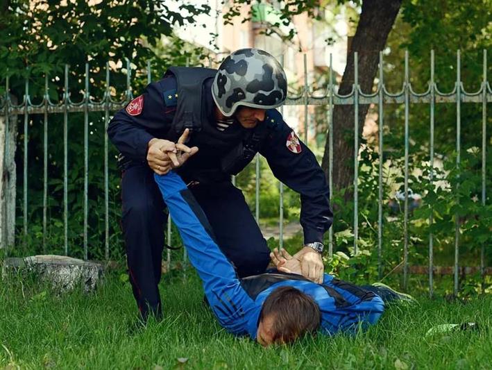 Росгвардейцы Сибирского округа проверили готовность школ к новому учебному году