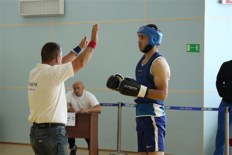 В Кисловодске стартовал чемпионат Росгвардии по комплексному единоборству (фото)